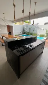 Casa de Condomínio com 3 Quartos para venda ou aluguel, 232m² no Jardim Imperial, Cuiabá