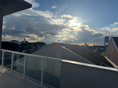 Sobrado com 2 Quartos à venda, 153m² no Pilarzinho, Curitiba
