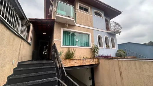 Sobrado com 4 Quartos à venda, 250m² no Parque Casa de Pedra, São Paulo