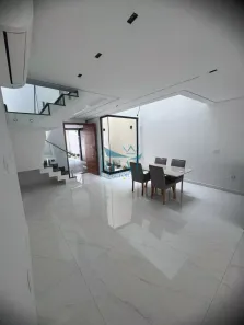 Sobrado com 4 Quartos à venda, 210m² no Vila Gea, São Paulo