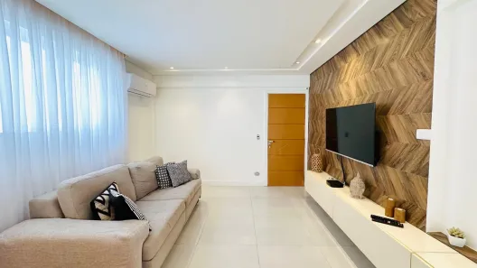 Apartamento com 2 Quartos à venda, 70m² no Pitangueiras, Guarujá