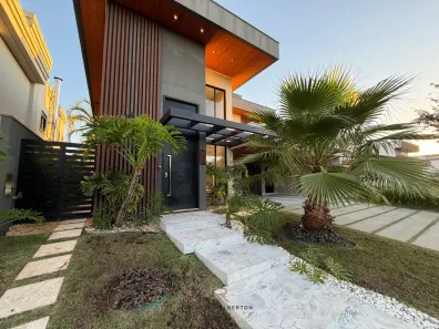 Sobrado com 4 Quartos à venda, 350m² no Condomínio Florais Itália, Cuiabá