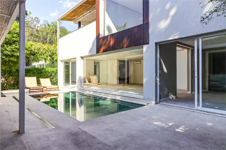 Casa com 4 Quartos para alugar, 587m² no Jardim Europa, São Paulo