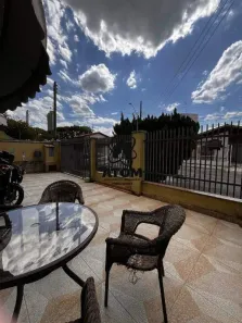 Casa com 3 Quartos à venda, 250m² no Parque das Flores, Taubaté