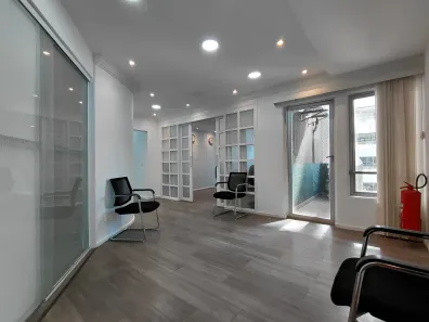 Sala Comercial à venda, 200m² no Vila Olímpia, São Paulo