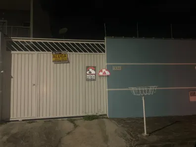 Casa com 2 Quartos para alugar, 138m² no Residencial Parque das Palmeiras, Pindamonhangaba