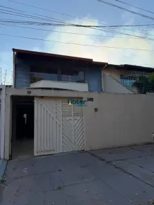 Sobrado com 3 Quartos à venda, 160m² no Setor Sudoeste, Goiânia