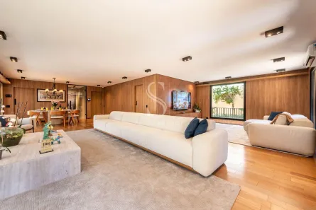 Casa com 3 Quartos à venda, 330m² no Jardim Guedala, São Paulo