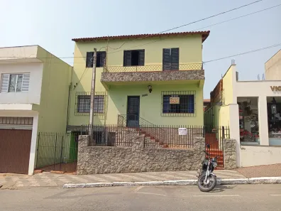 Sobrado com 3 Quartos à venda, 258m² no Centro, Itapeva