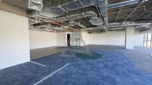 Sala Comercial para alugar, 220m² no Cambuí, Campinas