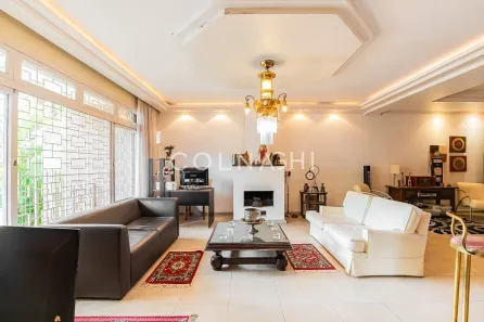 Casa com 4 Quartos à venda, 380m² no Três Figueiras, Porto Alegre