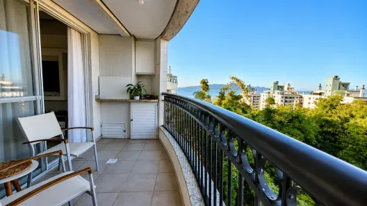 Apartamento com 2 Quartos à venda, 94m² no Coqueiros, Florianópolis