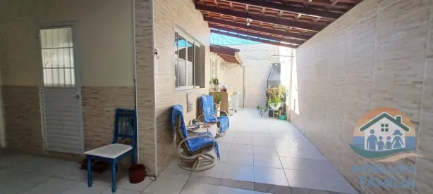 Casa com 2 Quartos à venda, 119m² no Parque Balneário Maria Helena, Caraguatatuba