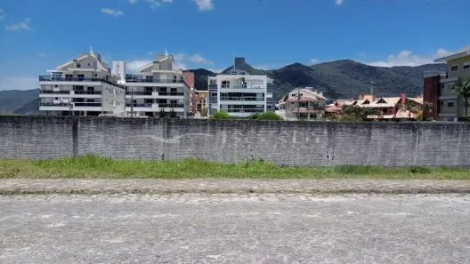 Lote/Terreno à venda, 360m² no Pântano do Sul, Florianópolis