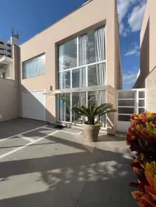 Sobrado com 4 Quartos à venda, 250m² no Jardim Avelino, São Paulo