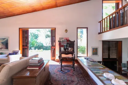 Casa com 3 Quartos à venda, 250m² no Jardim Guedala, São Paulo