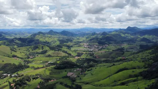 Lote/Terreno à venda, 169400m² no , Piranguçu