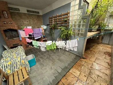 Casa com 3 Quartos à venda, 142m² no Vila Mathias, Santos