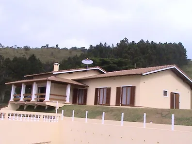 Fazenda/Sítio com 4 Quartos à venda, 520m² no , Piracaia