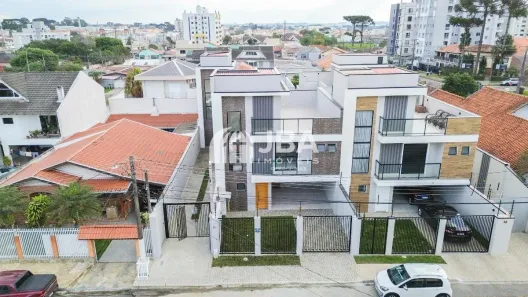Sobrado com 3 Quartos à venda, 169m² no Novo Mundo, Curitiba
