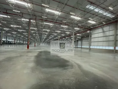 Galpão/Depósito/Armazém para alugar, 2895m² no Parque Jaçatuba, Santo André