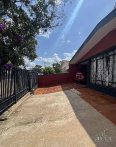 Casa com 3 Quartos à venda, 178m² no Vila Fujita, Londrina