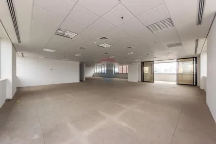 Sala Comercial à venda, 300m² no Parque Industrial Tomas Edson, São Paulo