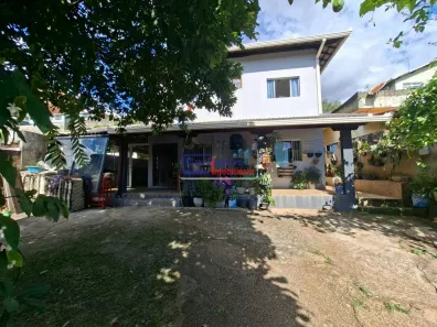Casa com 5 Quartos à venda, 170m² no Novo Horizonte, Betim