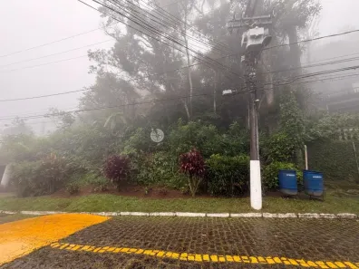 Lote/Terreno à venda, 800m² no Carlos Guinle, Teresópolis