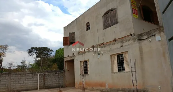 Casa com 4 Quartos à venda, 140m² no Centro, Confins