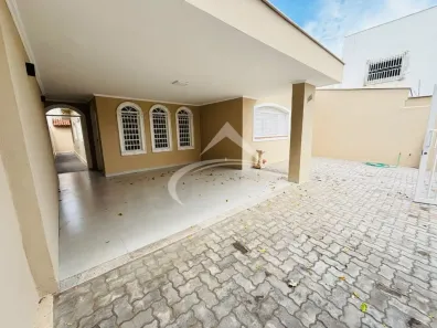 Imóvel Comercial com 3 Quartos para alugar, 180m² no São João, Araçatuba