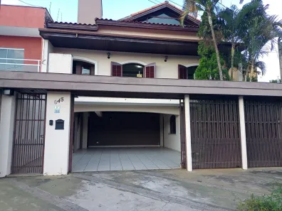 Sobrado com 3 Quartos para alugar, 270m² no Jardim Prestes de Barros, Sorocaba