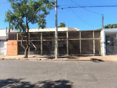 Casa com 1 Quarto para alugar, 179m² no Vila Bela Vista, Araraquara