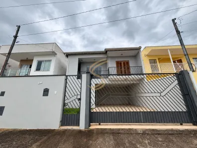 Casa com 3 Quartos à venda, 200m² no Jardim Primavera, Bragança Paulista