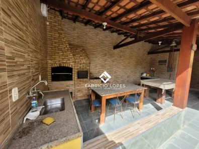 Casa com 4 Quartos à venda, 202m² no Enseada, São Sebastião