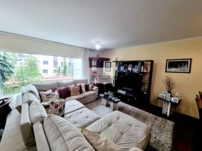 Casa com 4 Quartos para venda ou aluguel, 243m² no Santo Amaro, São Paulo