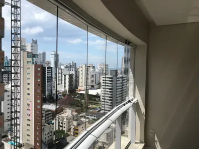 Apartamento com 3 Quartos para alugar, 132m² no Centro, Balneário Camboriú