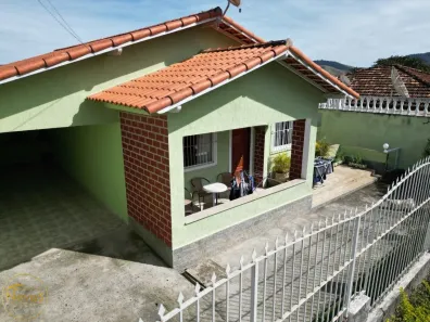 Casa com 4 Quartos à venda, 300m² no Centro, Miguel Pereira