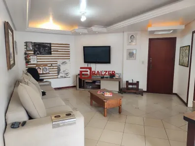 Apartamento com 3 Quartos à venda, 152m² no Centro, Florianópolis