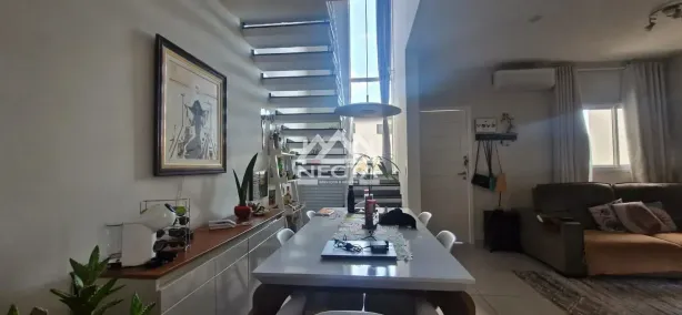 Casa de Condomínio com 2 Quartos à venda, 83m² no Jardim Britânia, Caraguatatuba