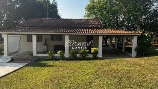 Fazenda/Sítio com 3 Quartos à venda, 250m² no Camargo, São Pedro