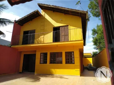 Sobrado com 5 Quartos à venda, 210m² no Gaivota (Praia), Itanhaém