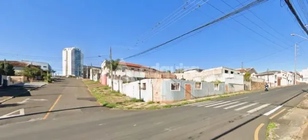 Lote/Terreno à venda, 560m² no Uvaranas, Ponta Grossa