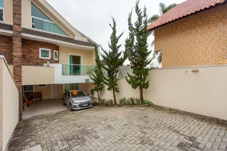 Casa de Condomínio com 4 Quartos à venda, 238m² no Vista Alegre, Curitiba