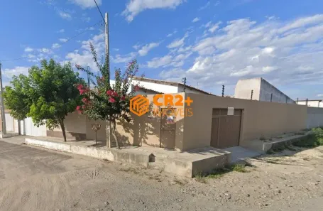 Casa com 3 Quartos à venda, 120m² no Loteamento Recife, Petrolina
