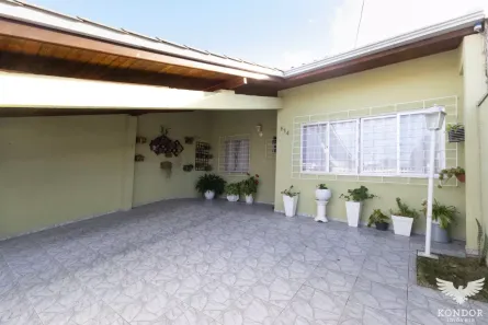 Casa com 4 Quartos à venda, 121m² no Orleans, Curitiba