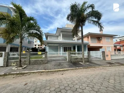 Casa com 4 Quartos à venda, 232m² no Palmas, Governador Celso Ramos