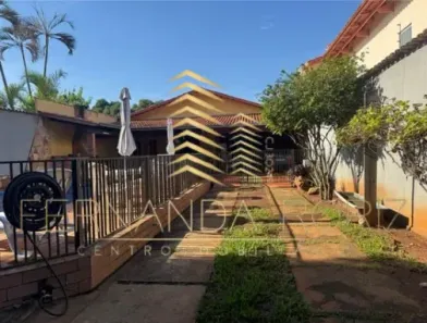 Casa com 3 Quartos para alugar, 200m² no Setor Jaó, Goiânia