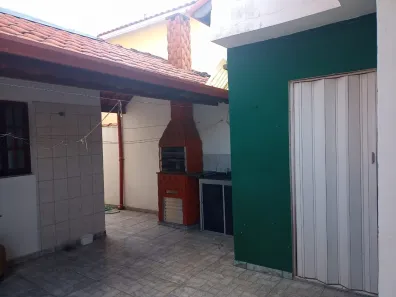 Sobrado com 2 Quartos à venda, 70m² no Parque Califórnia, Jacareí