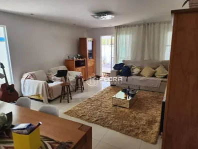 Casa com 3 Quartos à venda, 200m² no Itaipu, Niterói